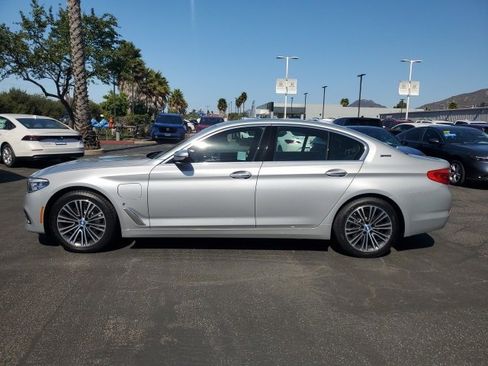 Used 2018 BMW 530e w/ Premium Package 2 image 6