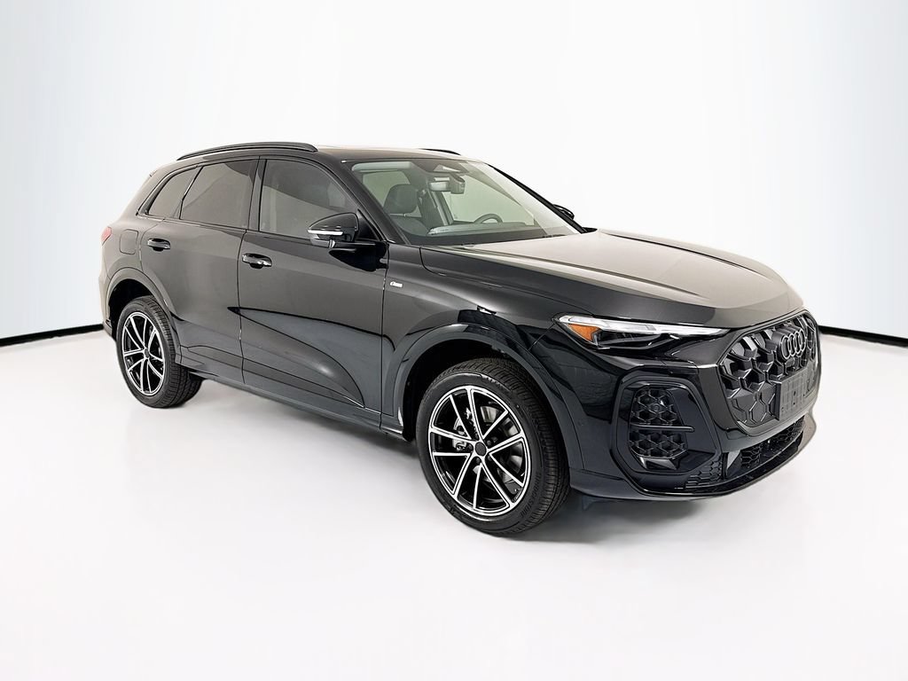 Used 2026 Audi Q5 Premium Plus w/ Premium Plus AWD/4WD image 4