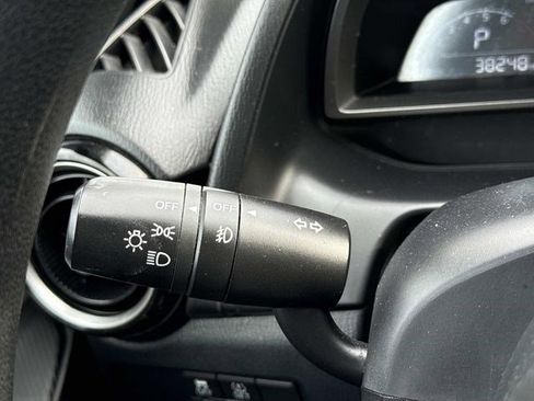 Used 2019 Toyota Yaris LE image 26