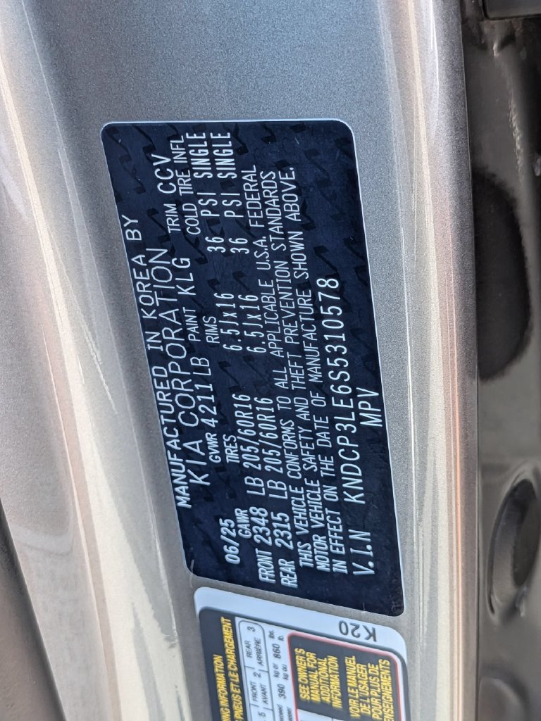 Used 2025 Kia Niro LX FWD image 35