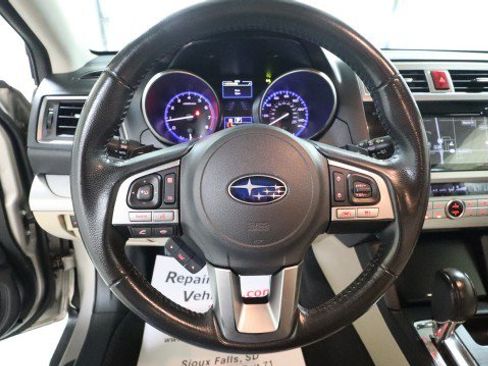 Used 2017 Subaru Outback 2.5i Premium AWD/4WD image 20