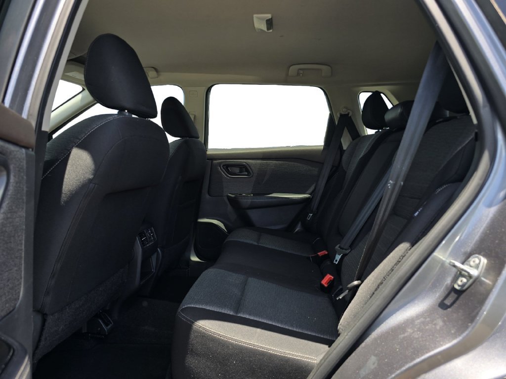Used 2021 Nissan Rogue S FWD image 13