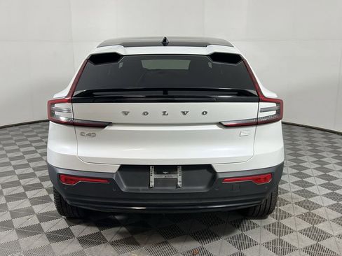 Certified 2023 Volvo C40 P8 Recharge Ultimate image 9