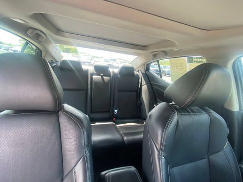 Used 2017 Nissan Maxima 3.5 SL FWD image 30
