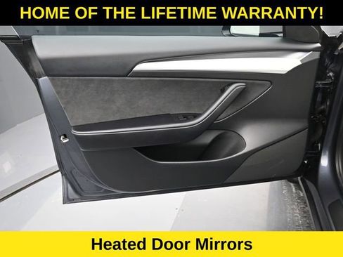 Used 2023 Tesla Model 3 Standard Range image 11