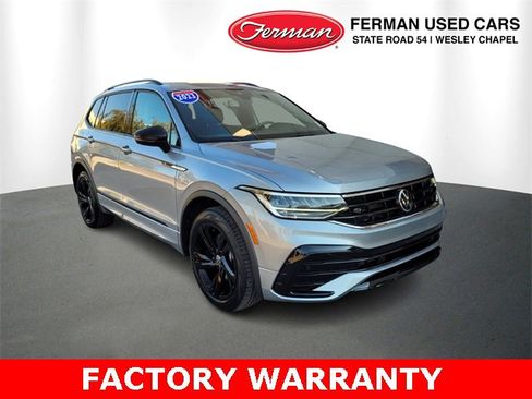 Used 2023 Volkswagen Tiguan SE R-Line image 1
