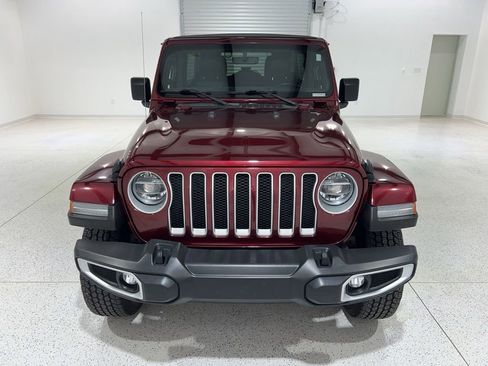 Used 2021 Jeep Wrangler Unlimited Sahara AWD/4WD image 8