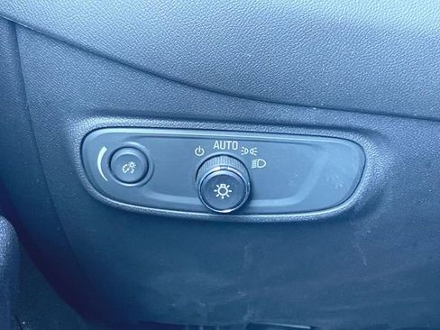 Used 2024 Chevrolet Equinox LT AWD/4WD image 17