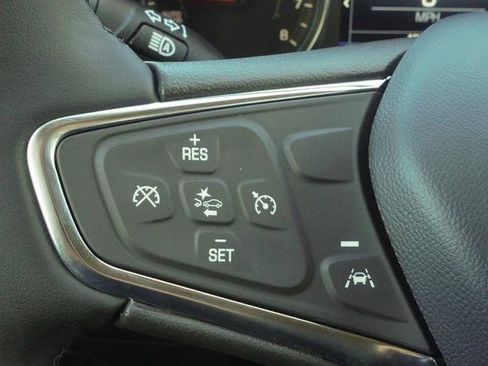 Used 2024 Chevrolet Equinox LT w/ LPO, Floor Liner Package image 17