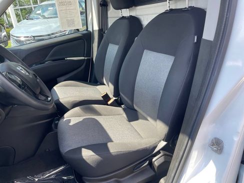 Used 2022 RAM ProMaster City Tradesman FWD image 13