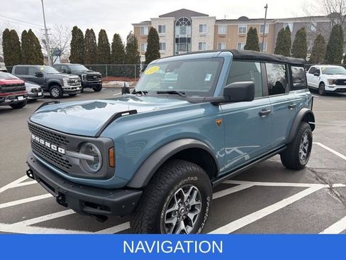 Used 2023 Ford Bronco Badlands AWD/4WD image 3