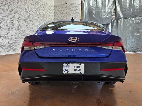 New 2026 Hyundai Elantra SE image 6