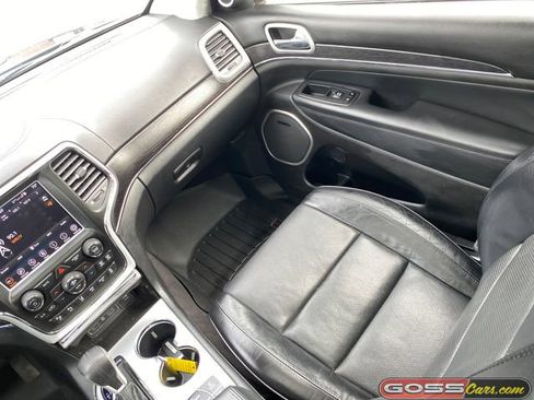 Used 2018 Jeep Grand Cherokee Summit w/ Platinum Series Group image 17