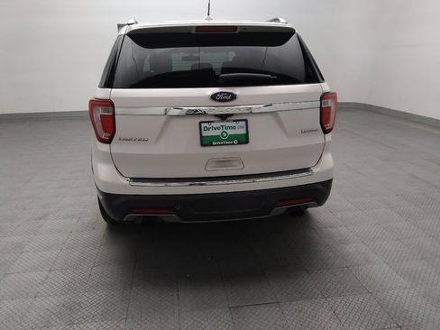 Used 2019 Ford Explorer Limited FWD image 6