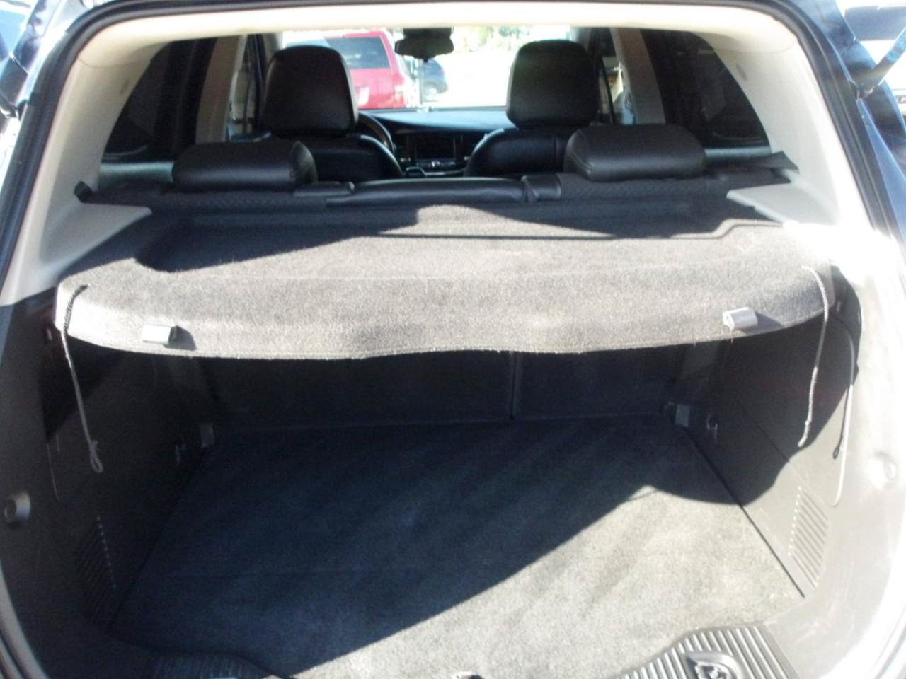 Used 2021 Buick Encore Preferred AWD/4WD image 13