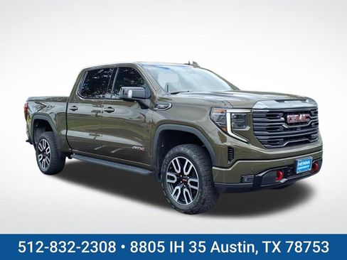 Used 2024 GMC Sierra 1500 AT4 w/ Technology Package AWD/4WD image 1