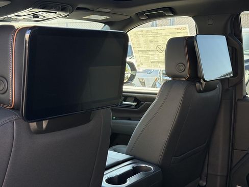 New 2026 GMC Yukon AT4 w/ AT4 Premium Plus Package AWD/4WD image 27