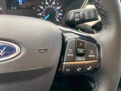 Used 2022 Ford Escape SEL image 18