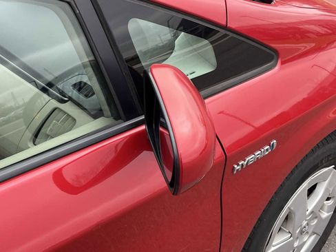 Used 2011 Toyota Prius Four w/ Solar Roof Pkg FWD image 21