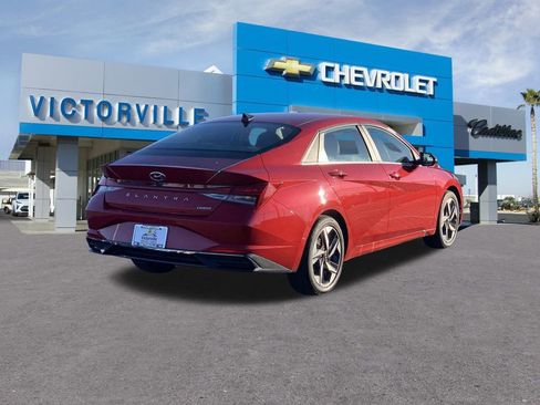 Used 2023 Hyundai Elantra Limited w/ Cargo Package image 4