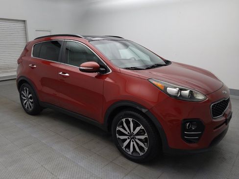 Used 2019 Kia Sportage EX w/ EX Premium Package FWD image 11
