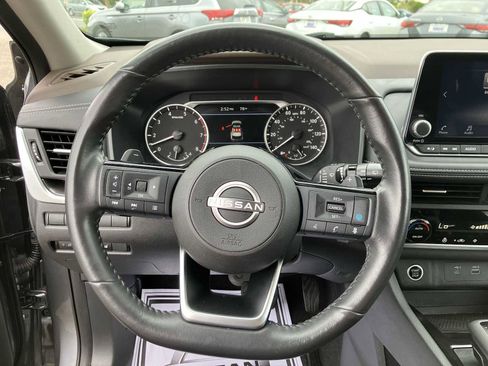 Certified 2023 Nissan Rogue SV w/ SV Premium B Package image 8