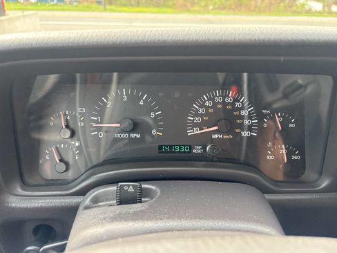 Used 2000 Jeep Cherokee Sport image 30