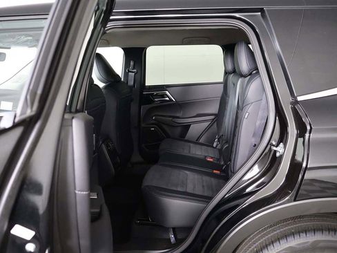 New 2026 Mitsubishi Outlander SE FWD image 30