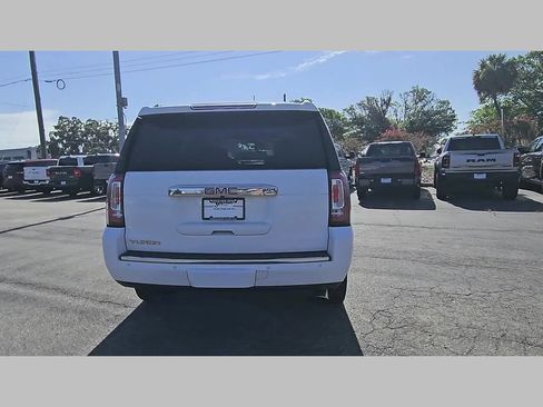 Used 2018 GMC Yukon Denali RWD image 31