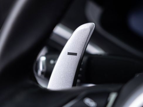 Used 2021 Aston Martin V8 Vantage Coupe image 65