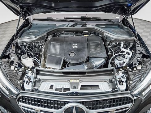 Certified 2026 Mercedes-Benz GLC 300 image 3