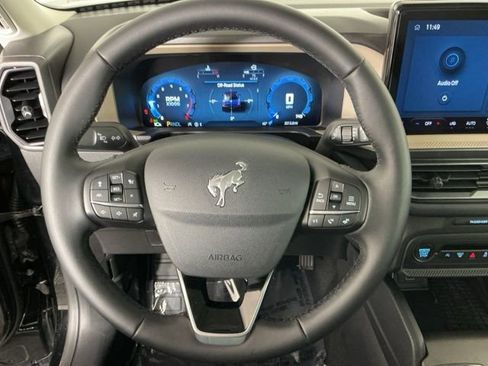 Used 2025 Ford Bronco Sport Big Bend image 16