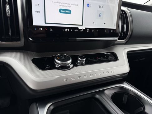 New 2026 Ford Expedition Max Active image 18