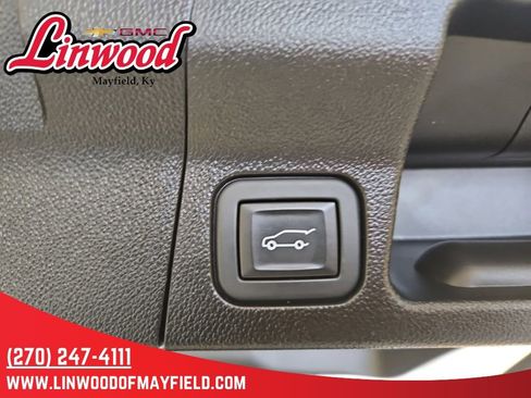 Used 2023 GMC Acadia SLT FWD image 14