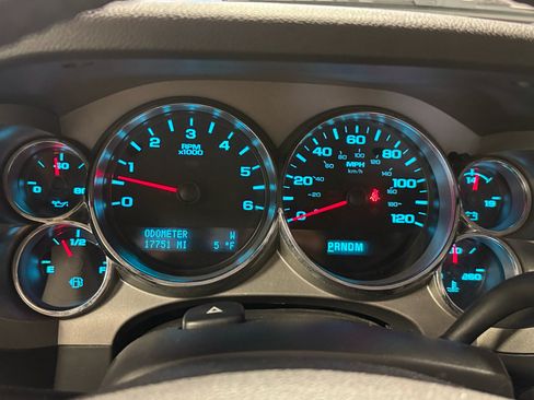 Used 2011 GMC Sierra 1500 SLE w/ Power Tech Package image 18