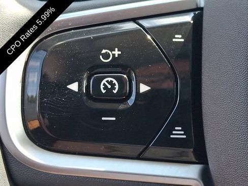 Certified 2025 Volvo XC90 T8 Plus w/ Protection Package Premier AWD/4WD image 27