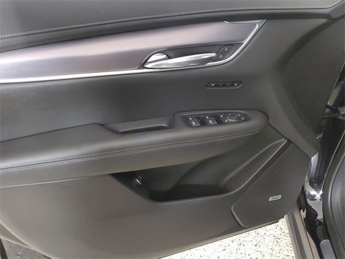 Used 2022 Cadillac XT6 Luxury image 19