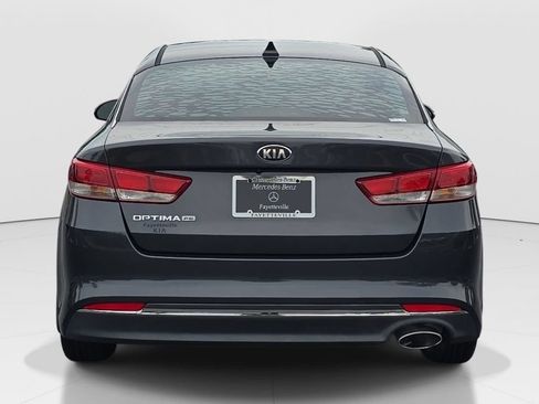 Used 2017 Kia Optima LX FWD image 6