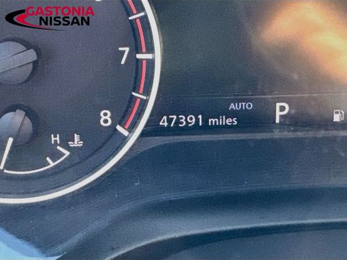 Used 2025 Nissan Rogue SV AWD/4WD image 15