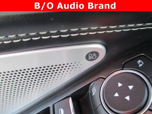 Used 2020 Ford Explorer ST w/ ST Street Pack image 19