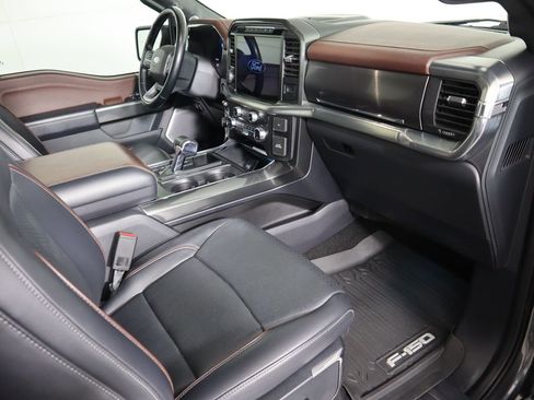 Used 2021 Ford F150 Lariat w/ Equipment Group 502A High image 18