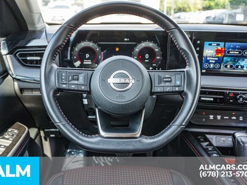 Used 2025 Nissan Kicks SR FWD image 29