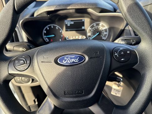 Used 2023 Ford Transit Connect XL image 13