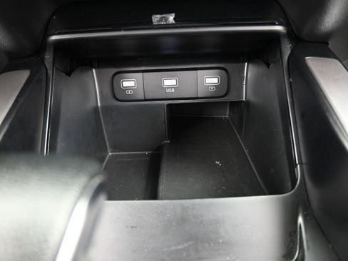 Used 2022 Kia Sorento LX image 24