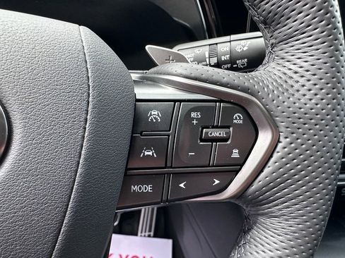 Used 2025 Lexus TX 500h AWD w/ Technology Package image 20
