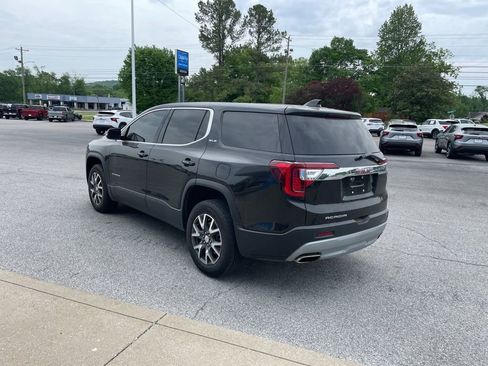Used 2023 GMC Acadia SLE FWD image 6