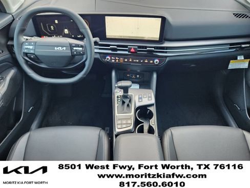 New 2026 Kia Sportage SX FWD image 18