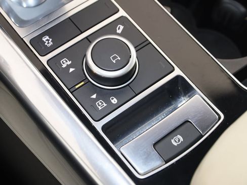 Used 2021 Land Rover Range Rover Sport HSE Silver Edition image 29