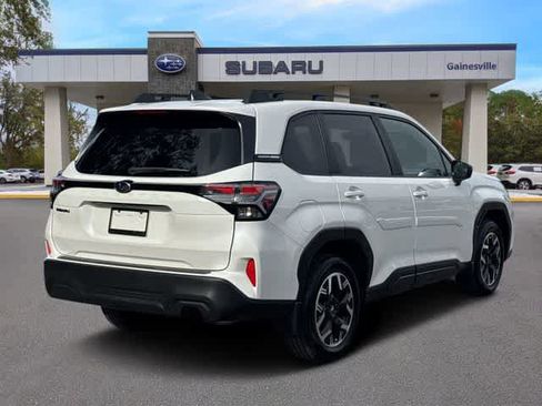 Certified 2025 Subaru Forester Premium AWD/4WD image 6