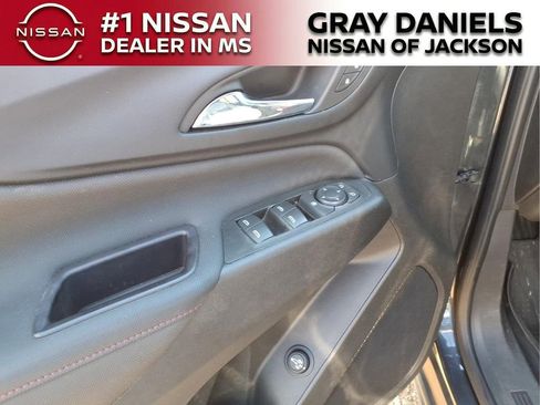 Used 2022 Chevrolet Equinox RS w/ LPO, Floor Liner Package AWD/4WD image 12